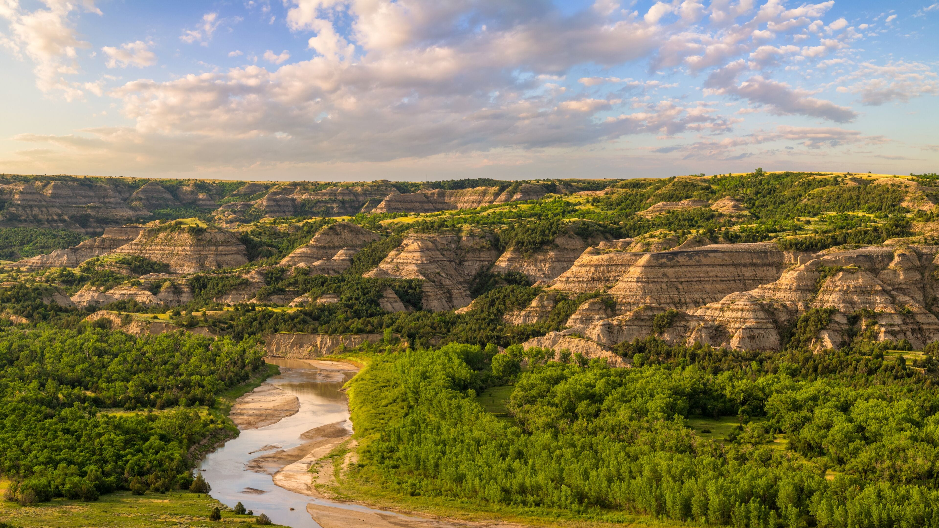 River Bend Overlook view of the cliffs along the Little Missouri River in the Theodore Roosevelt National Park - North Unit - North Dakota Badlands