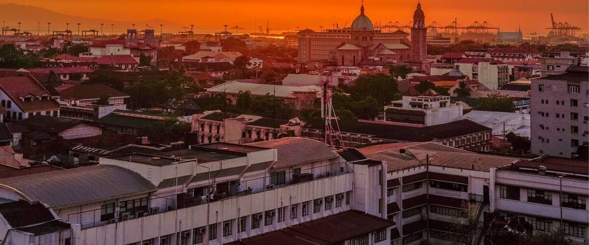 #sonyalpha #urbangathering #mkexplore #sunset_lovers #sonyphotogallery #instamagazine_ #urbanromantix #heatercentral #citylimitless #seemycity #guardiancities #visualmobs #agameoftones #city_explore #ig_captures_city #streetmobs #theprettycities #citybestpics #ic_thecity #sonyimages #yngkillers #illgrammers #artofvisuals #shotaward #sonyalpha #planetdiscovery #highsnobiety #thecreative #fatalframes #createcommune