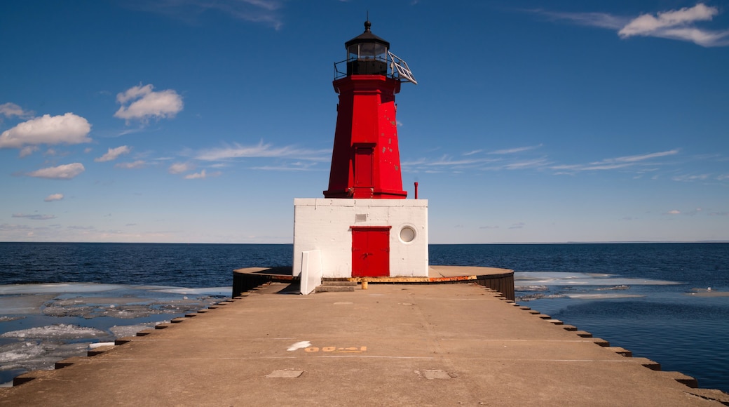 Menominee Harbor North Pier Lighthouse Green Bay Wisconsin Lake