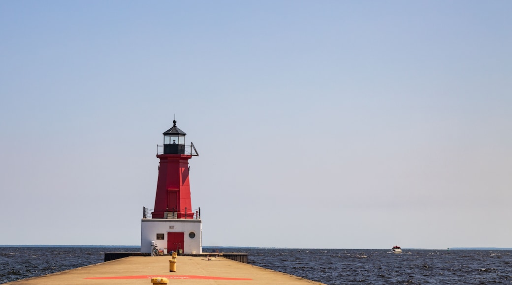 Menominee North Pier Lighthouse, Michigan