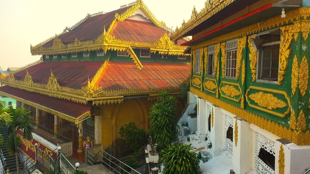 Beautiful Formations with the Betters as the part of building ,