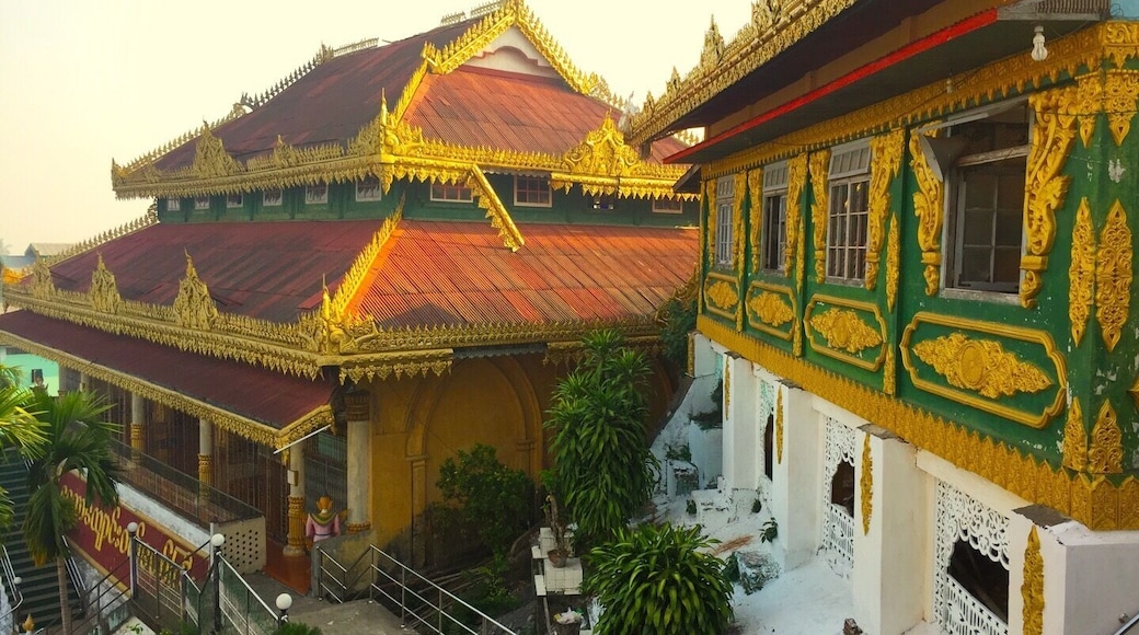 Beautiful Formations with the Betters as the part of building ,