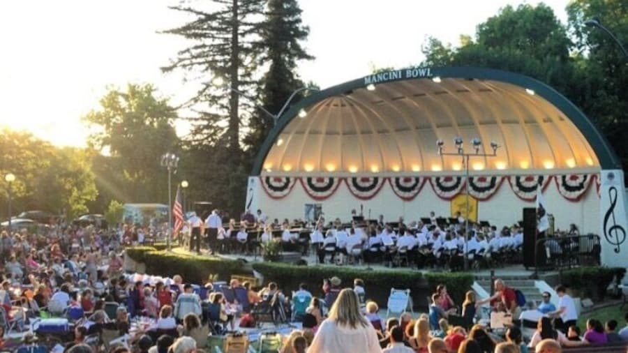 Growing up in Modesto one of the summer highlights was always Concert in the Park. Every Thursday from June through August at Graceada Park.