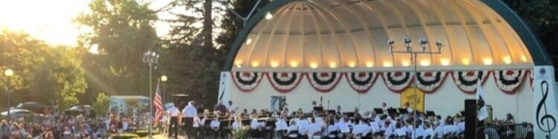 Growing up in Modesto one of the summer highlights was always Concert in the Park. Every Thursday from June through August at Graceada Park.