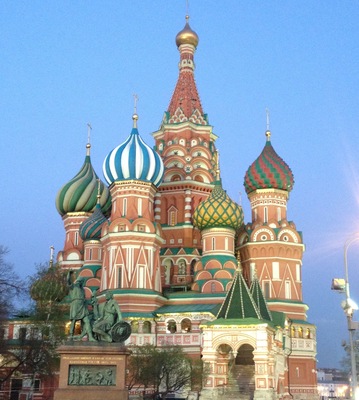 St Basils at dusk. Go there in the evening to avoid the crowds. Or first thing in the morning and have breakfast outside at Bosco on a spring/summers day - there aren't many places where you can eat with a view like this!