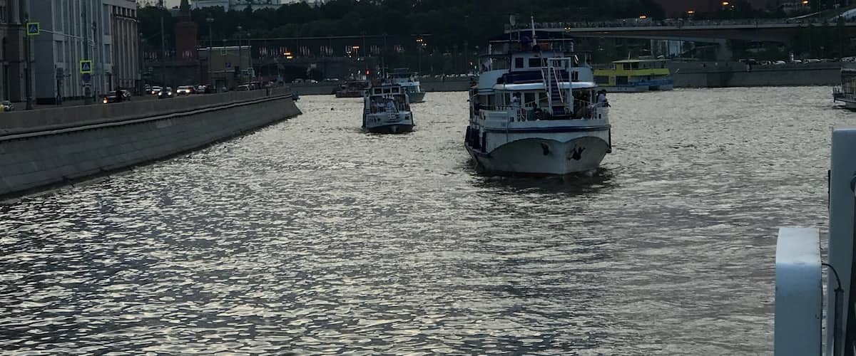 Москва река, прогулка на теплоходе