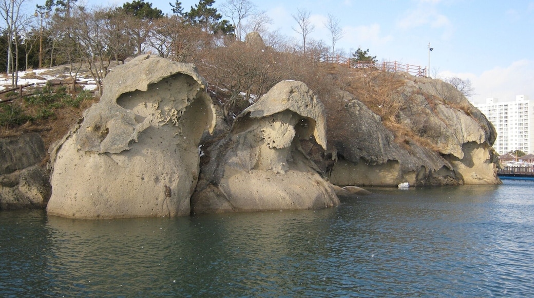 Gatbawi rock, Mokpo
