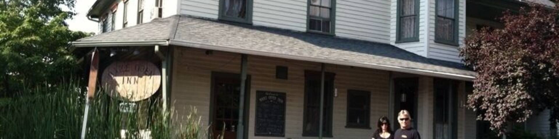 Fantastic dinner and drinks and fun to cap a day with great friends.