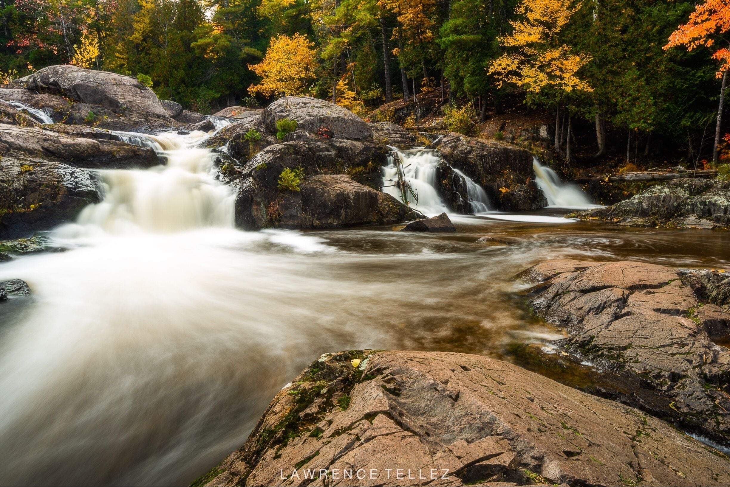This place is amazing with five different waterfalls to see.
#greatoutdoors #michigan 
#waterfalls
#autumn
#fallcolors