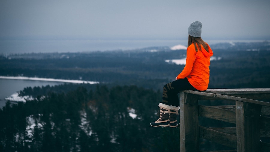 Never to late in the year for a hike❄