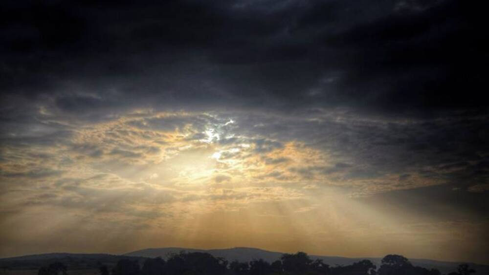 #goldenhour
Anytime in Kenya's Maasai Mara is amazing, but after a day of long game drives when you are returning to camp, stop every so often and take in the stunning views of the landscape as the sun is setting against the acacia trees.