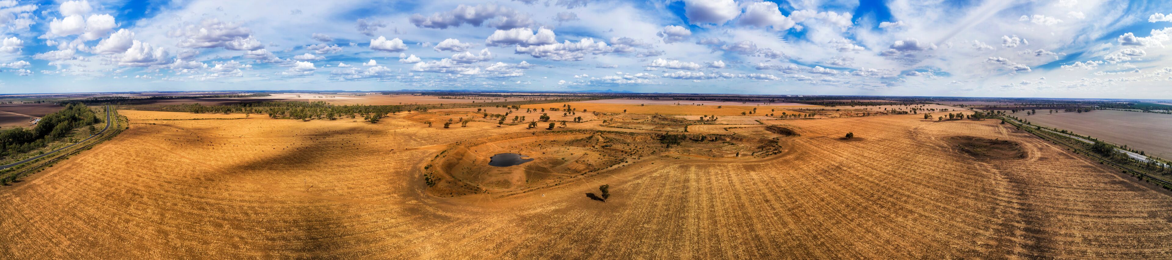 D Moree Cropped farmland wide pan