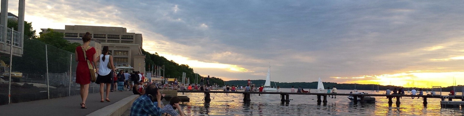Madison doesn't suck.  Awesome evening on union terrace.