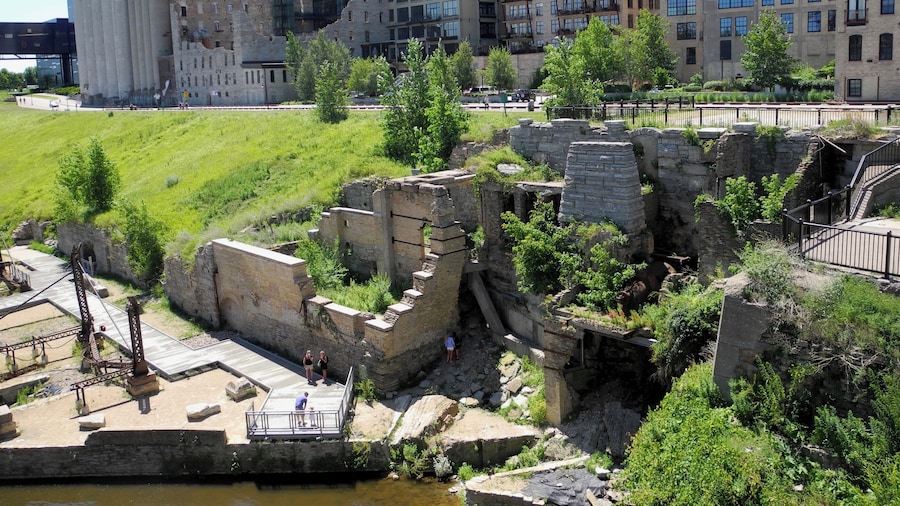 Mill Ruins Park is a park in downtown Minneapolis, Minnesota, United States, standing on the west side of Saint Anthony Falls on the Mississippi River. The park interprets the history of flour milling in Minneapolis and shows the ruins of several flour mills, built between 1859 and the mid-1890s, that were abandoned.
#ruins #OnTheRoad
