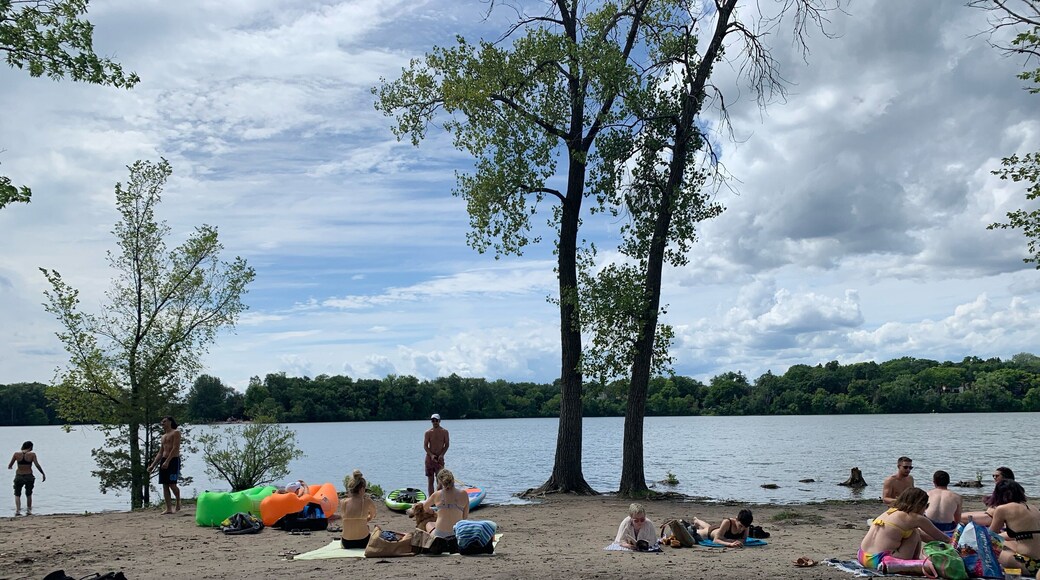 Nice place to come here and enjoy