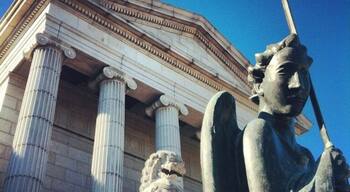 Minneapolis Institute Of Arts is a huge, world class museum. Highly recommended. Regular exhibits plus features rotating exhibits: currently the largest collection of Rembrandts in the US. www.bradleyhanson.com