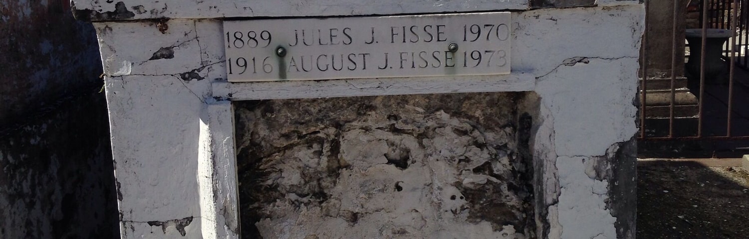 The graves in the NOLA cemeteries are eerie and beautiful at the same time.