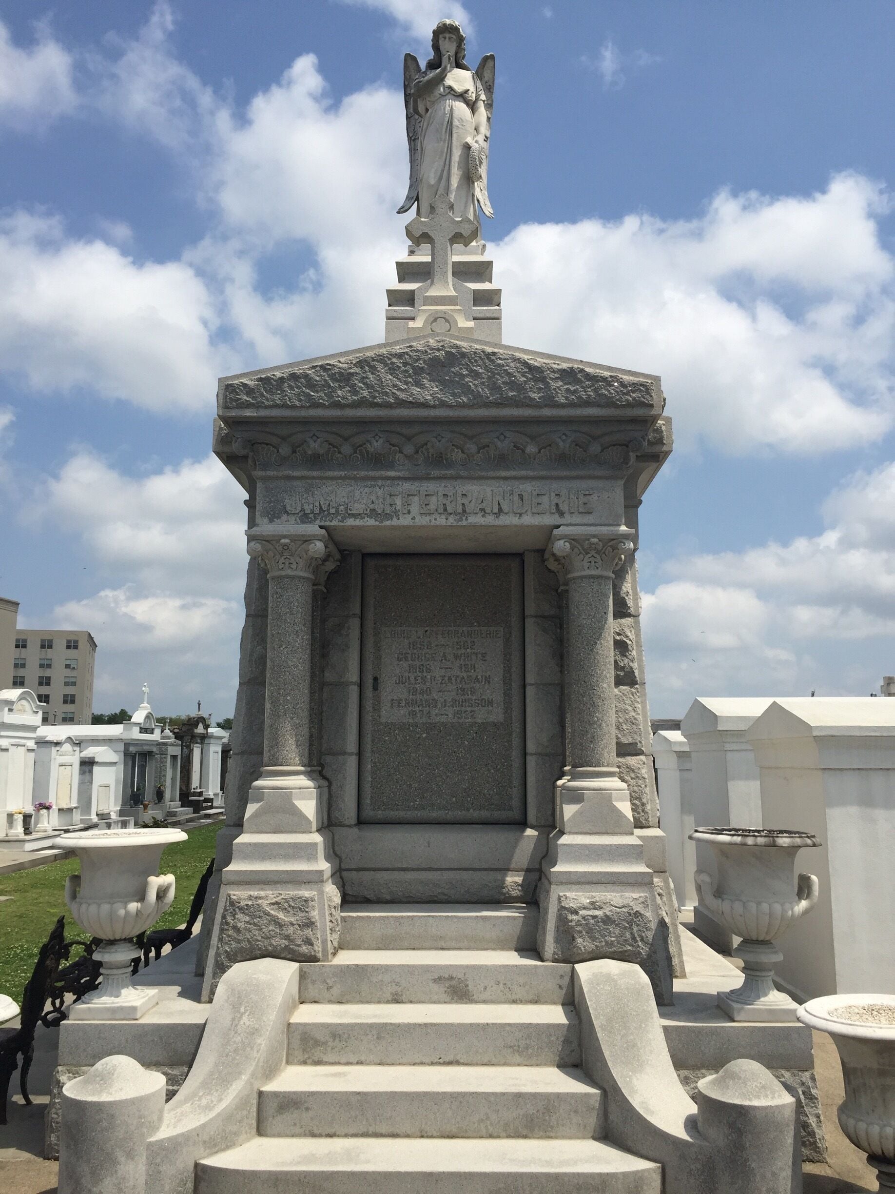 St Louis Cemetery #3