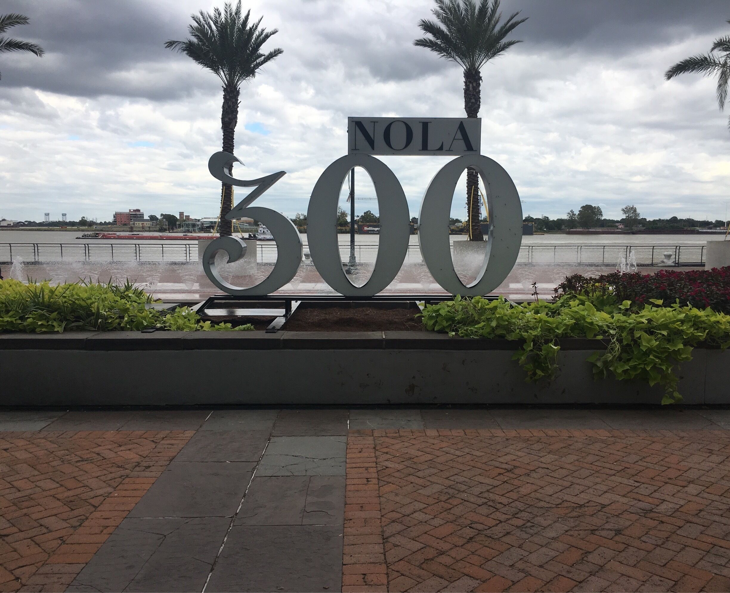 Decoration hyping  up to NOLA’s 300th birthday can be found all around the city.

NOLA
October 2017

#neworleans #nola #waterfront #outdoors #riverwalk