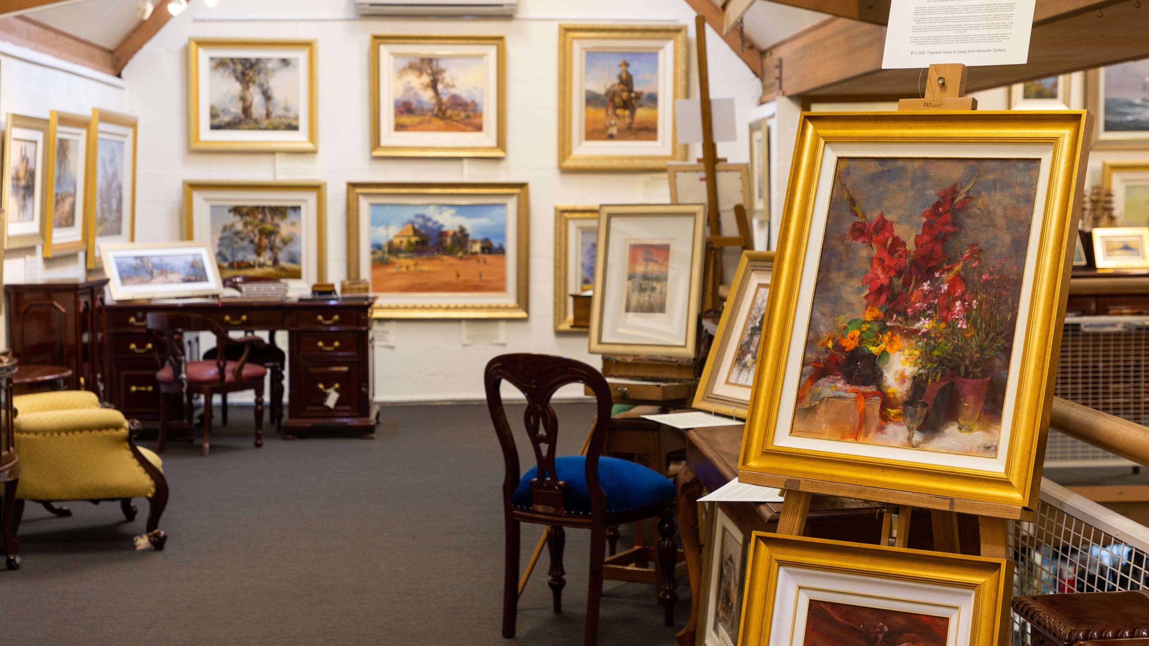 Maitland featuring art and interior views