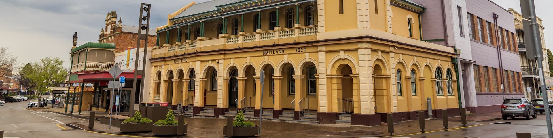 Maitland featuring a small town or village and heritage architecture