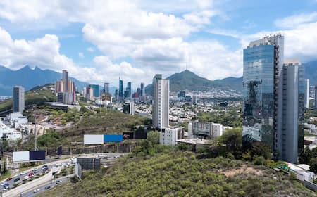 Vuelos de Laredo (LRD) a Monterrey (MTY) – Encuentra ya tu boleto