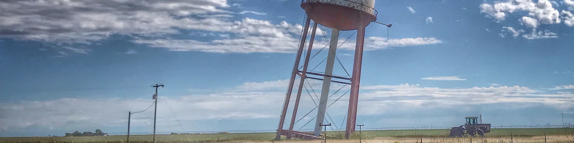 The Leaning Tower of Texas. Story goes the Tower was installed by Ralph Britten, who used it as a gimmick to get motorists on the old stretch of Route 66 to stop at his truck stop. If you're into roadside oddities it's well worth a few minutes of your day to stop, check it out and pop off a few pictures.