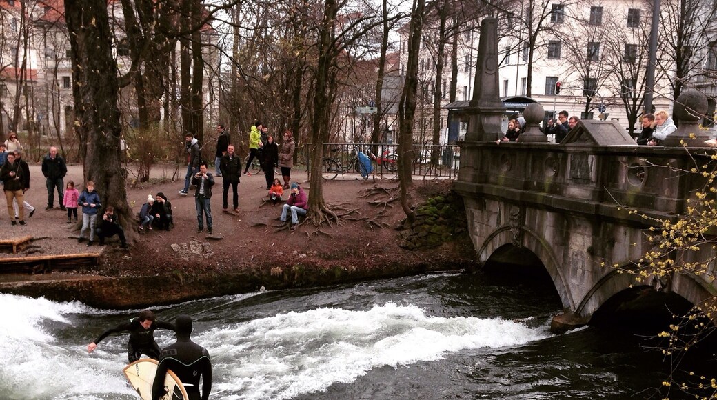 In Munich's Englischer Garten you can find locals catching a wave or two. #munich #germany #surfing
