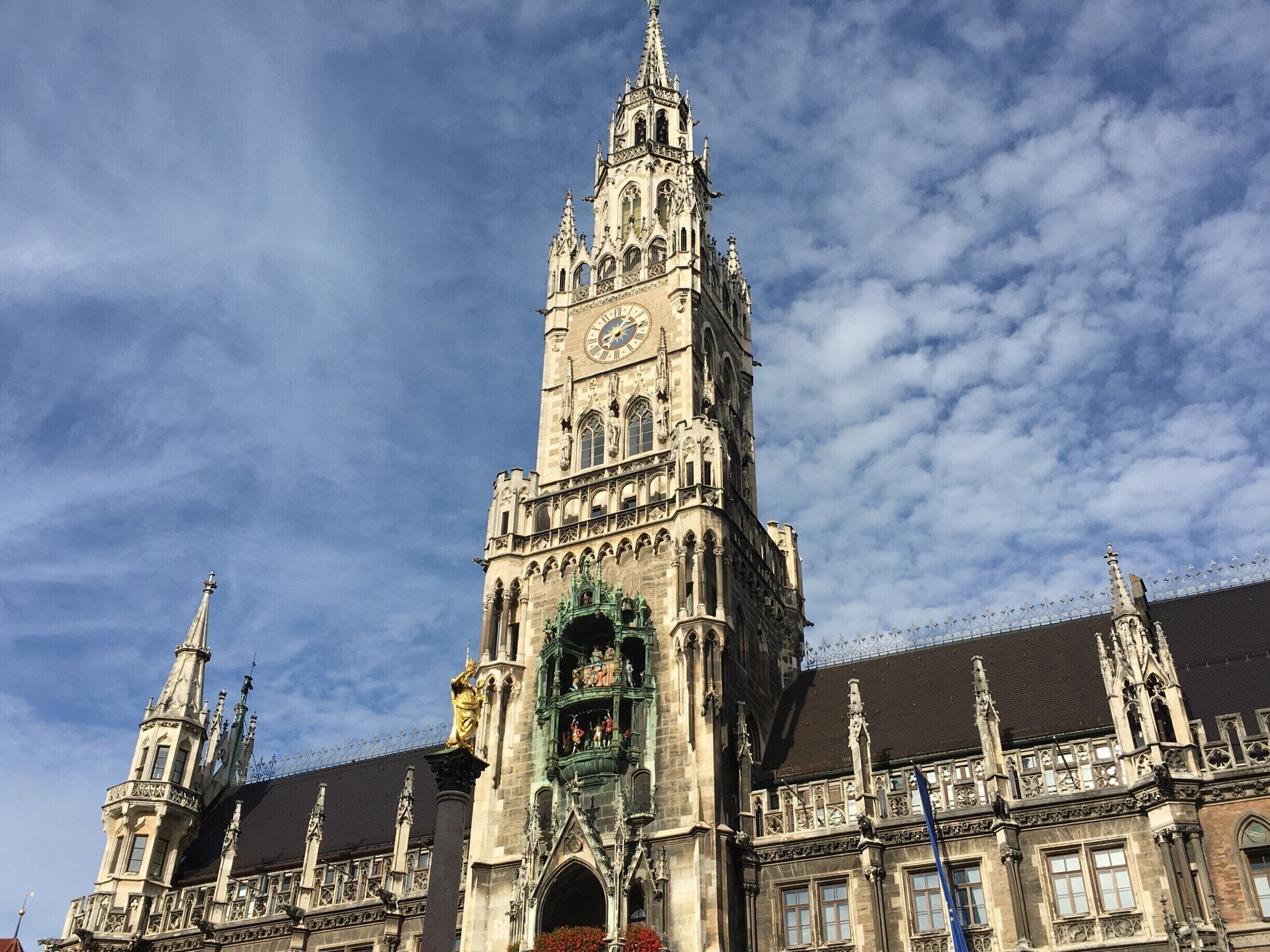 #lifeatexpedia

At 11am the Munich Glockenspiel recounts a royal wedding, jousting tournament and ritualistic dance - all events which have etched a mark on Munich’s popular folklore.

The show lasts about 15 minutes and concludes with the golden bird up the top emerging and chirping three times.