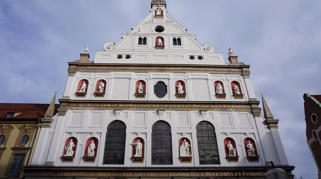 St. Michael's Church, the largest Renaissance church north of the Alps, is located off busy, pedestrian, shopper-filled Kaufingerstrasse. It is the final resting place of Mad King Ludwig and other members of the Bavarian royalty.