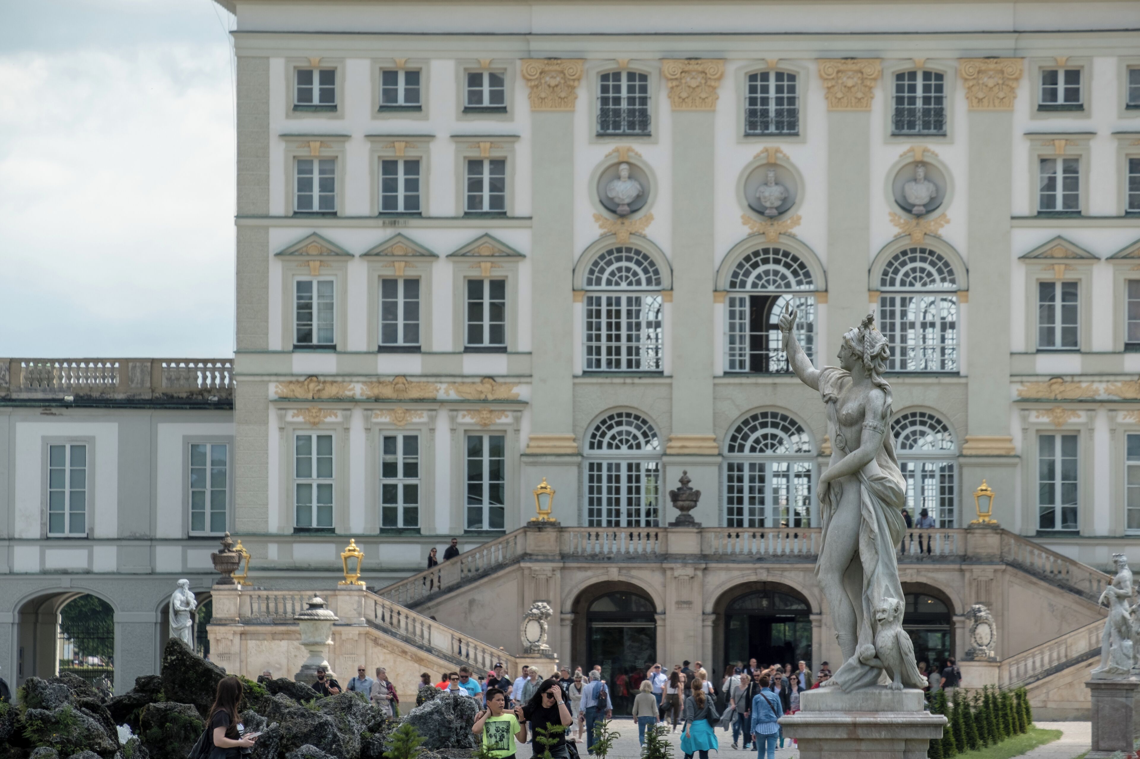 Lovely place to see. It is a huge set of buildings from an era where rulers were able to lavish themselves in in grand style.