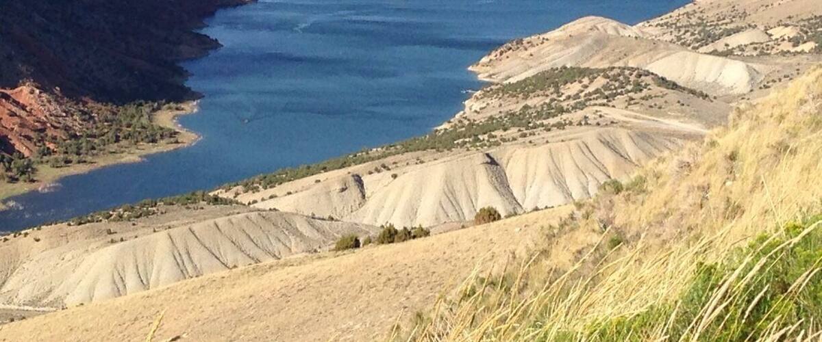 The walls of this beautiful gorge glow red with the morning and evening sun. The southern end is the mot spectacular, on the Utah side.