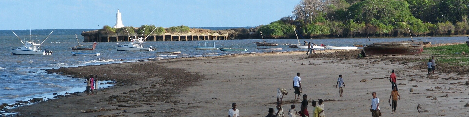 A typical active afternoon in #malindi #kenya #beach #lifeatexpedia