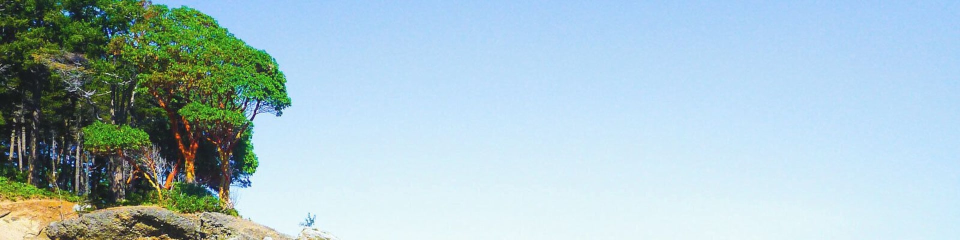 The island is accessible only by private boat. This beautiful Washington State Park, has mooring balls and tons of camping spots.
I imagine this is a great place to drop off some teens for a few days in the summer and collect them days later.
You can catch crab in the area pictured and there's a rope swing nearby along the south beach.
#lifeatexpedia #washingtonstateparks #boatlife