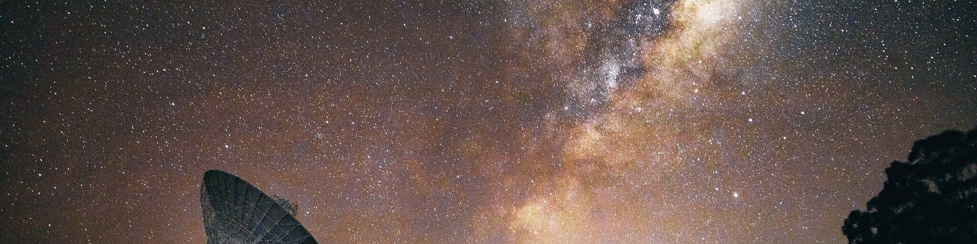 Just outside of Narrabri in NSW, Australia, you’ll find six 22m radio telescopes that explore space.  Looking to the Milky Way you really do have to wonder what is out there.  The stars are magic and I could watch them forever. #astrophotography #milkyway #stargazing #nature