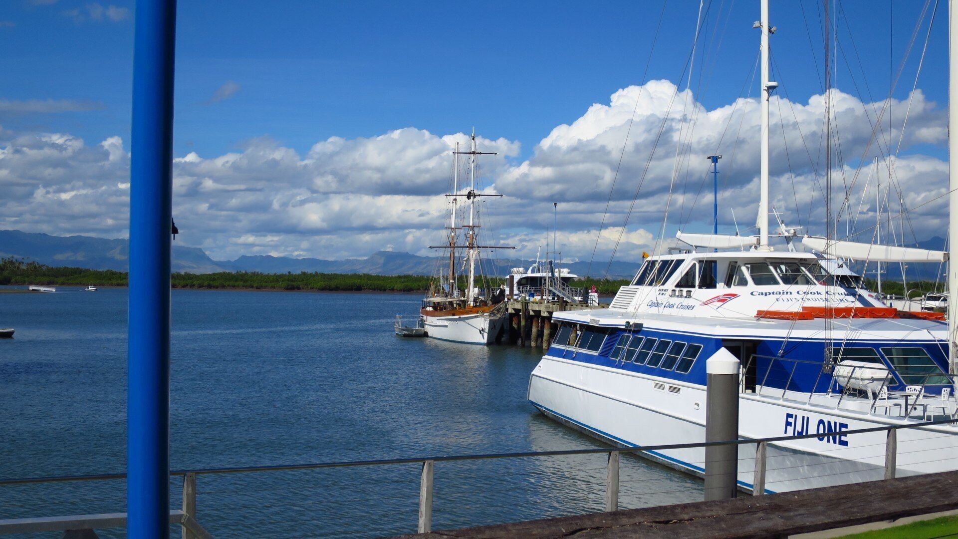 Port Denarau Fiji - the communication with Plantation Island Resort and other resorts

#Blue


#BestOf5