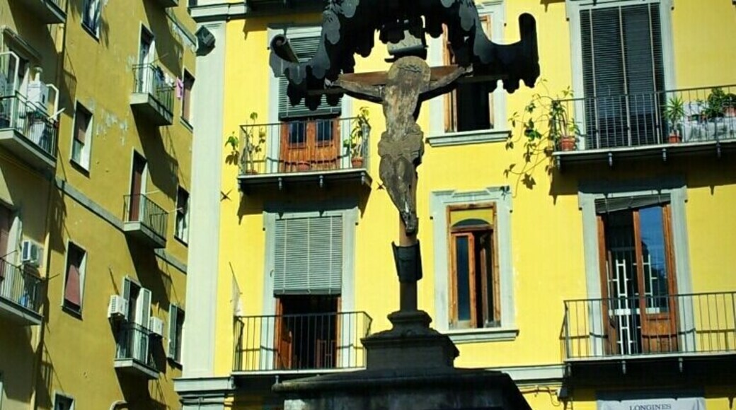 A stunning Christ at Borgo Orefici