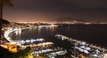Overlooking Porto di Mergellina with Mt. Vesuvius in the background. First time experimenting with long exposures.
#BvSCrete