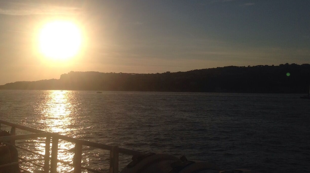 Tramonto su Posillipo dal mare