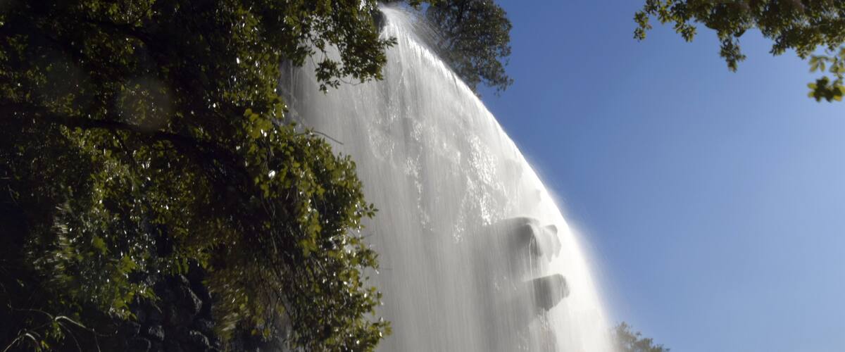 Fantastic place to stroll around. I will try to show you as many pictures as possible. I was simple astonished with this place. In general I do not like France because of their nationalist attitude but landscapes are fabulous and stunning.