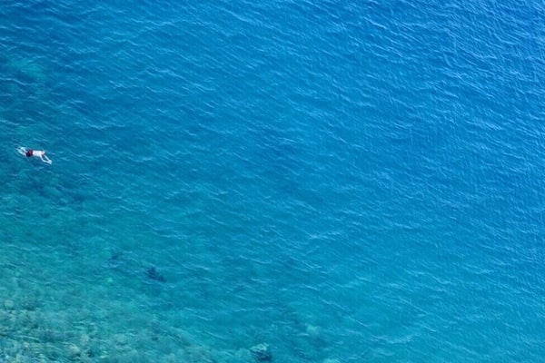 Lookout point view in Nice. Beautiful crystal clear water.. Reminiscing on last year #waterlust #france