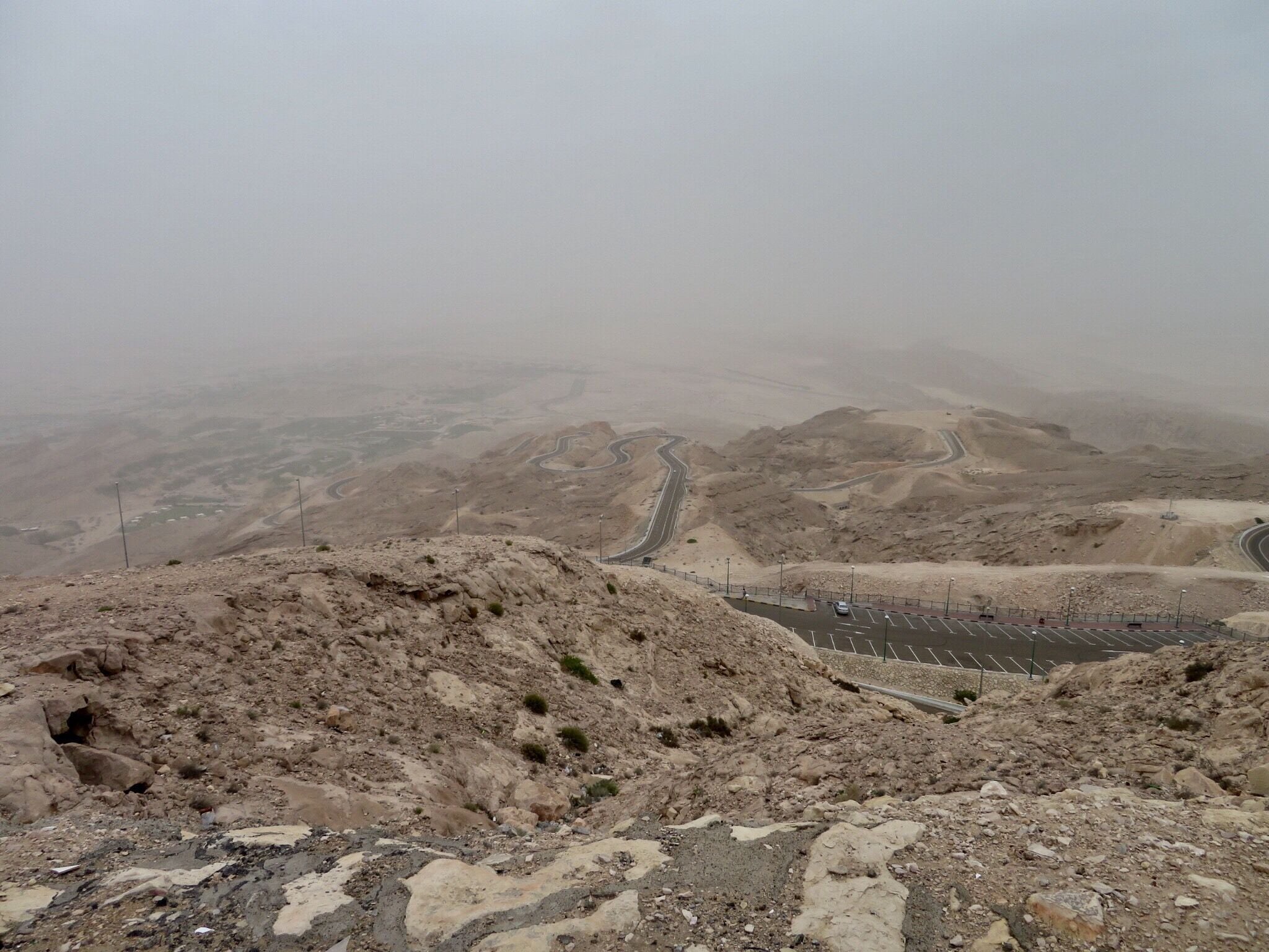 The winding roads leading to the top of Jebel Hafeet.