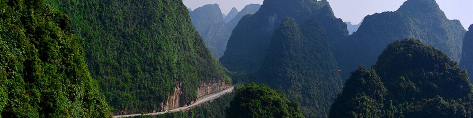 The Nongla —— an amazing "Rocky Desert Oasis" in the Mashan County of China.
https://twitter.com/Beautifulgx