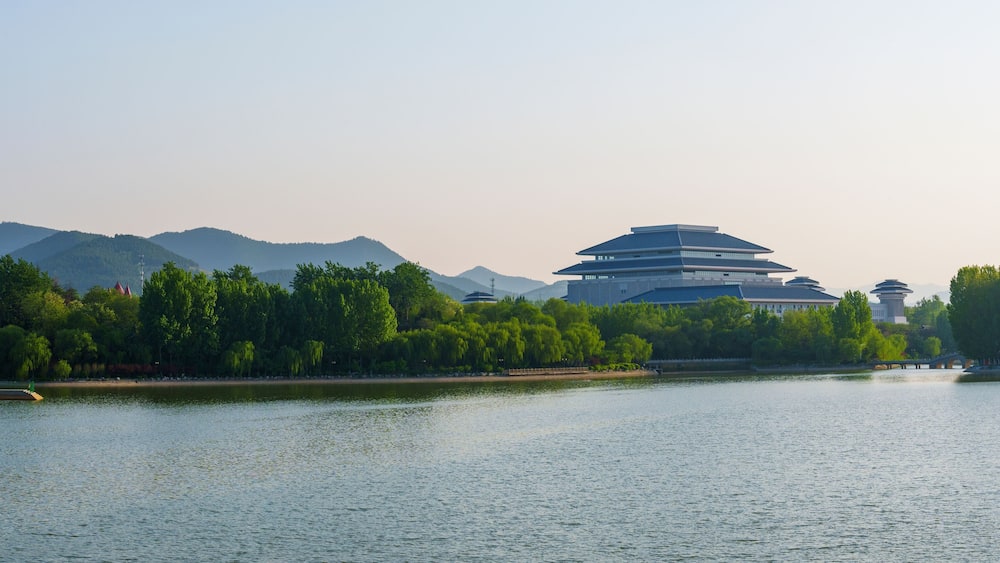 The Nanyang Lake and Museum Building, Qingzhou City, China