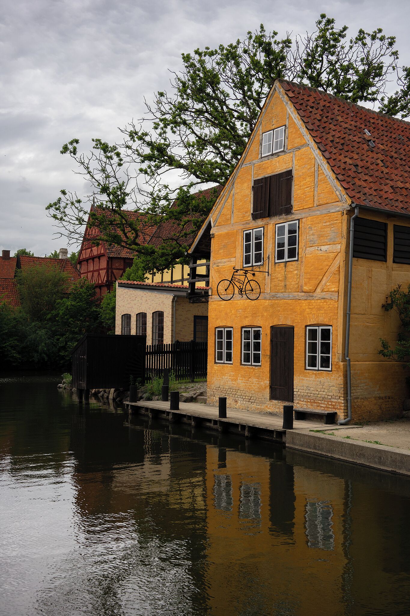 An open museum with exhibition of houses of the bygone days, suitable for all ages.