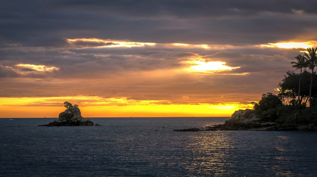 Sunset along the promenade in Noumea