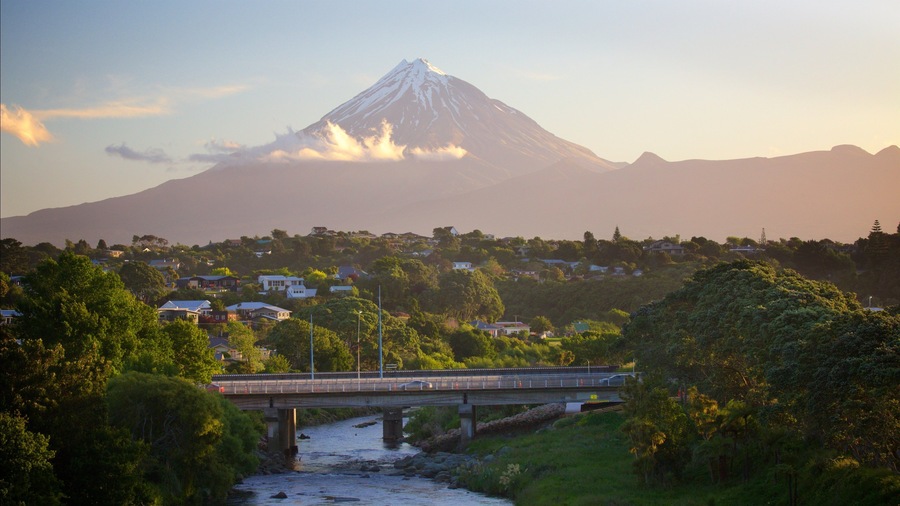 New Plymouth featuring mountains, a bridge and a river or creek