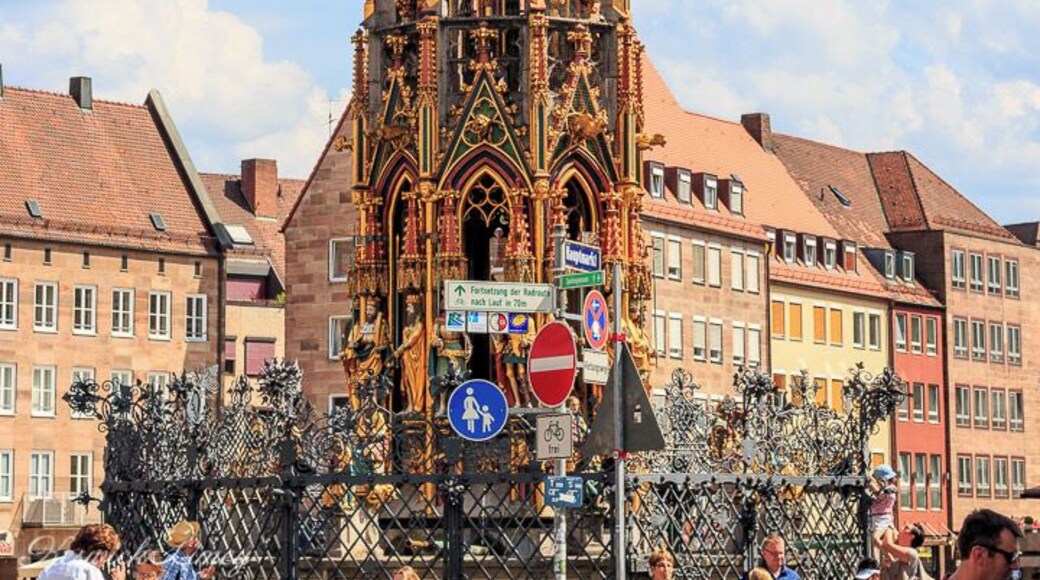 The Beautiful Fountain (Schöner Brunnen) in the market place in Nuremberg.
Such a beautiful fountain.