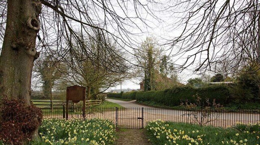 St Andrew, Kirby Bedon, Norfolk - Churchyard gate