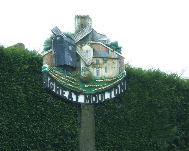 Village sign at Gt. Moulton. Village sign at Gt. Moulton